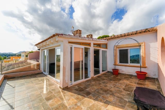 3 soveværelse Semi-Rækkehus til salg i Pueblo - Urbanizaciones, Alfaz del Pi / L'Alfàs del Pi med swimmingpool garage - € 429.500 (Ref: 10163806)
