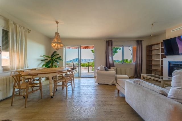 3 soveværelse Semi-Rækkehus til salg i Pueblo - Urbanizaciones, Alfaz del Pi / L'Alfàs del Pi med swimmingpool garage - € 429.500 (Ref: 10163806)