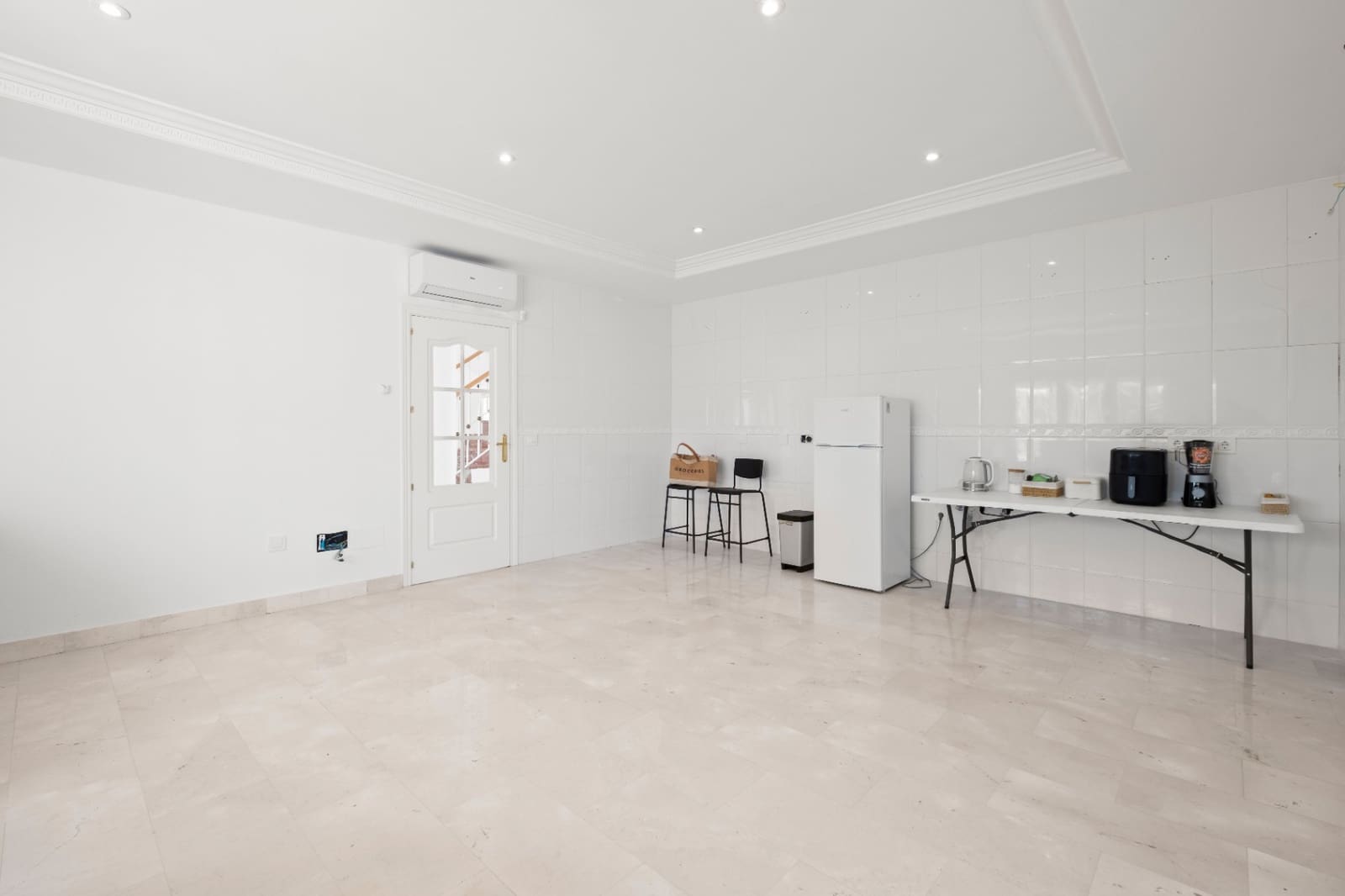 3 quarto Moradia para venda em La Nucia com piscina garagem - 1 300 000 € (Ref: 10166924)