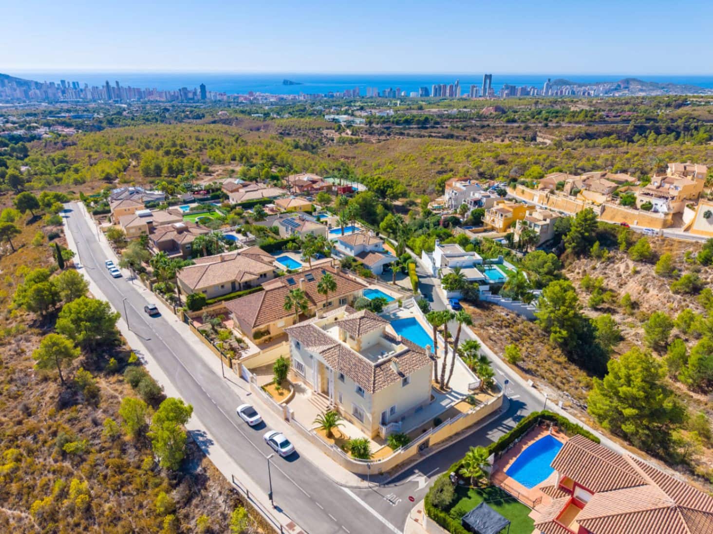 3 quarto Moradia para venda em La Nucia com piscina garagem - 1 300 000 € (Ref: 10166924)