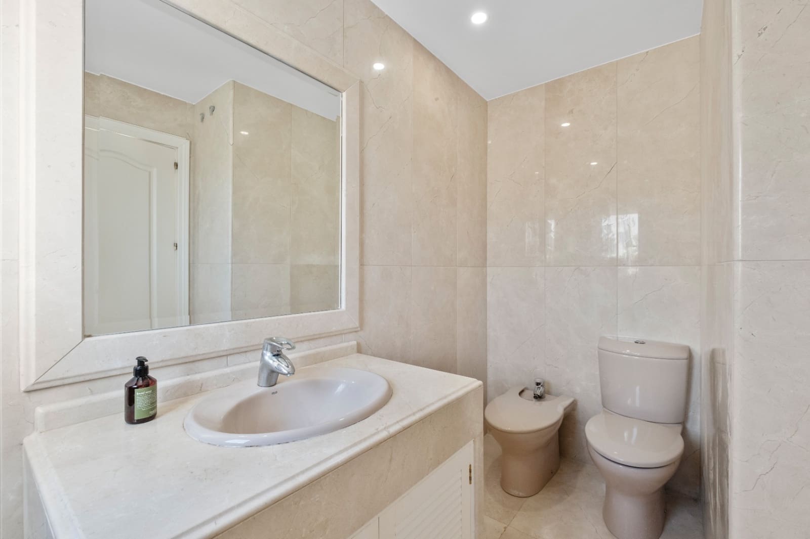 3 quarto Moradia para venda em La Nucia com piscina garagem - 1 300 000 € (Ref: 10166924)
