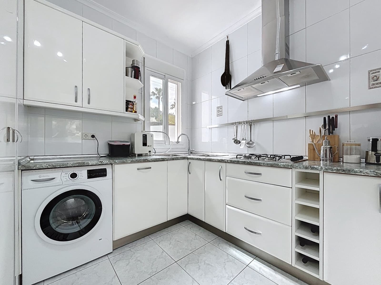 3 bedroom Villa for sale in Altea with pool garage - € 515,000 (Ref: 10169163)