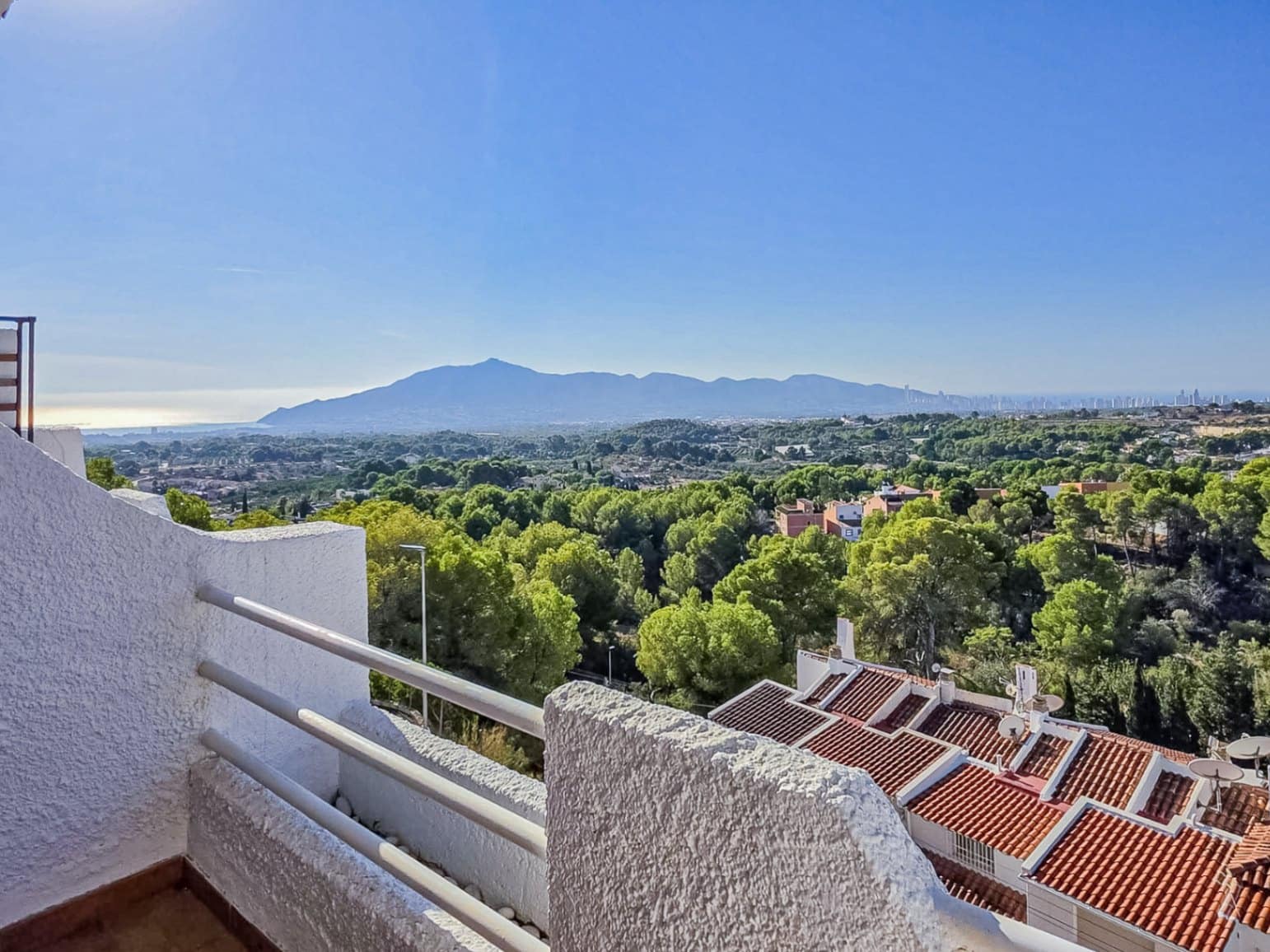 4 soverom Bungalow til salgs i Alfaz del Pi / L'Alfas del Pi med svømmebasseng - € 299 000 (Ref: 10172836)