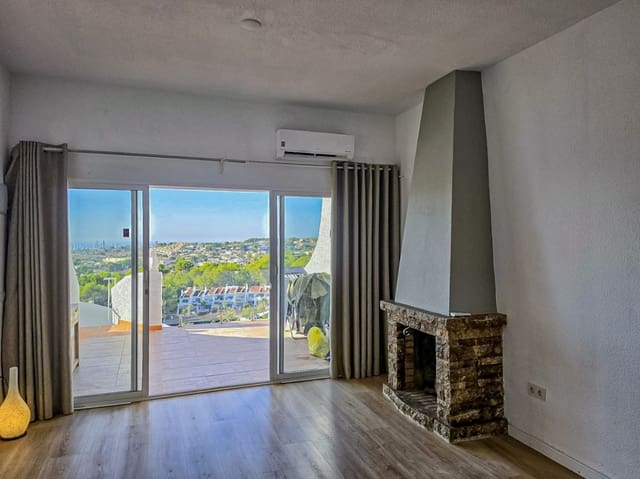 4 quarto Bungalow para venda em Pueblo - Urbanizaciones, Alfaz del Pi / L'Alfàs del Pi com piscina - 299 000 € (Ref: 10172836)
