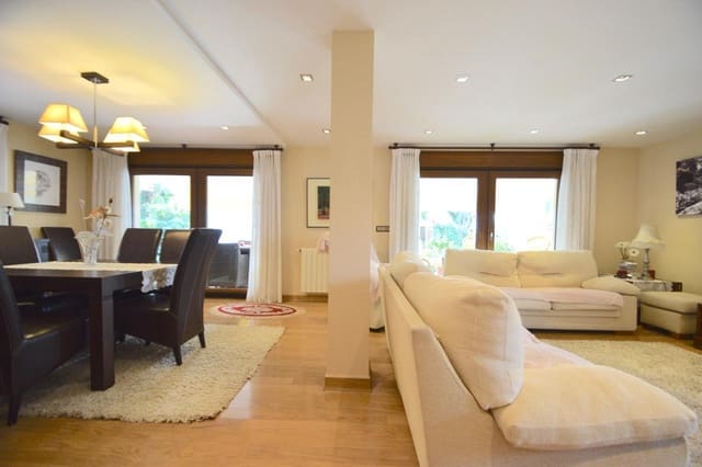 5 bedroom Villa for sale in Rincón Bajo, Benidorm with pool garage - € 1,400,000 (Ref: 6566681)