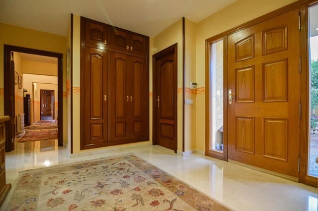 6 quarto Moradia para venda em El Tossal - Bello Horizonte  , La Nucia com piscina garagem - 840 000 € (Ref: 6566682)