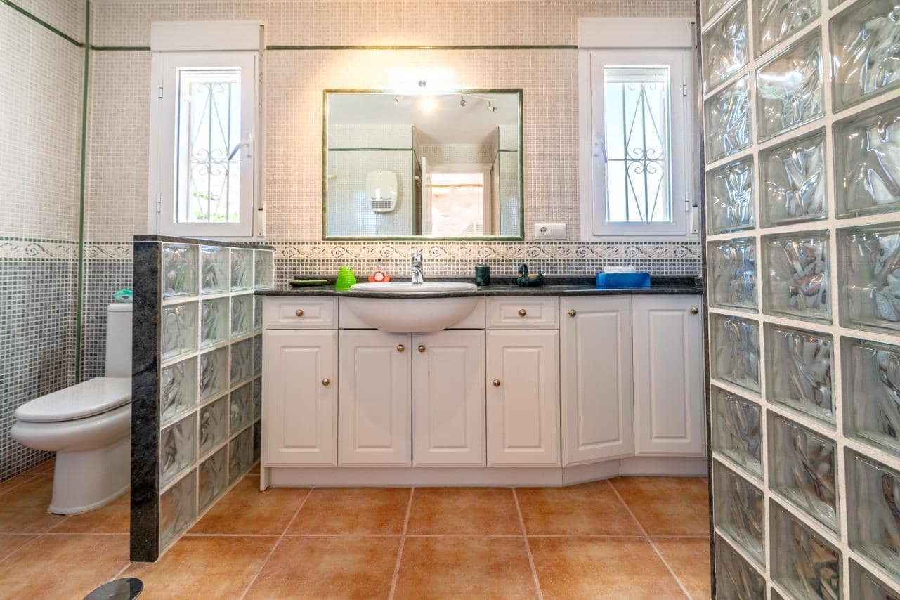 4 soveværelse Villa til salg i Finestrat med garage - € 970.000 (Ref: 6566689)