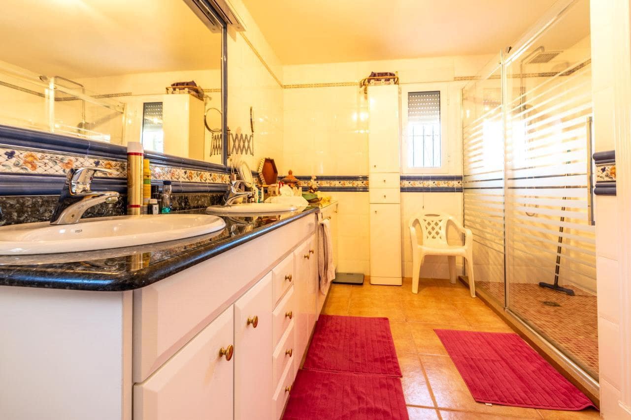 4 soveværelse Villa til salg i Finestrat med garage - € 970.000 (Ref: 6566689)