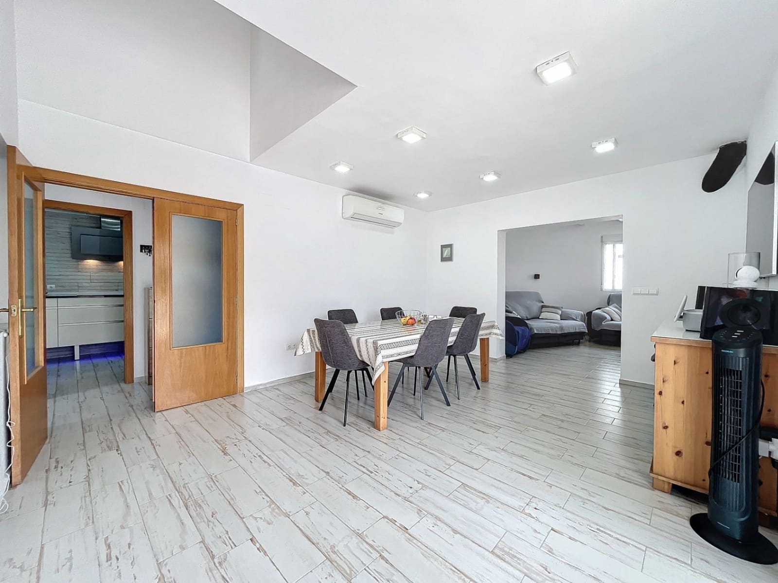 4 soveværelse Villa til salg i La Nucia med garage - € 580.000 (Ref: 6566690)