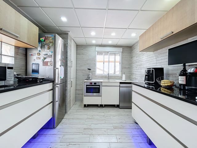 4 soverom Villa til salgs i Barranco Hondo - Varadero  , La Nucia med garasje - € 580 000 (Ref: 6566690)