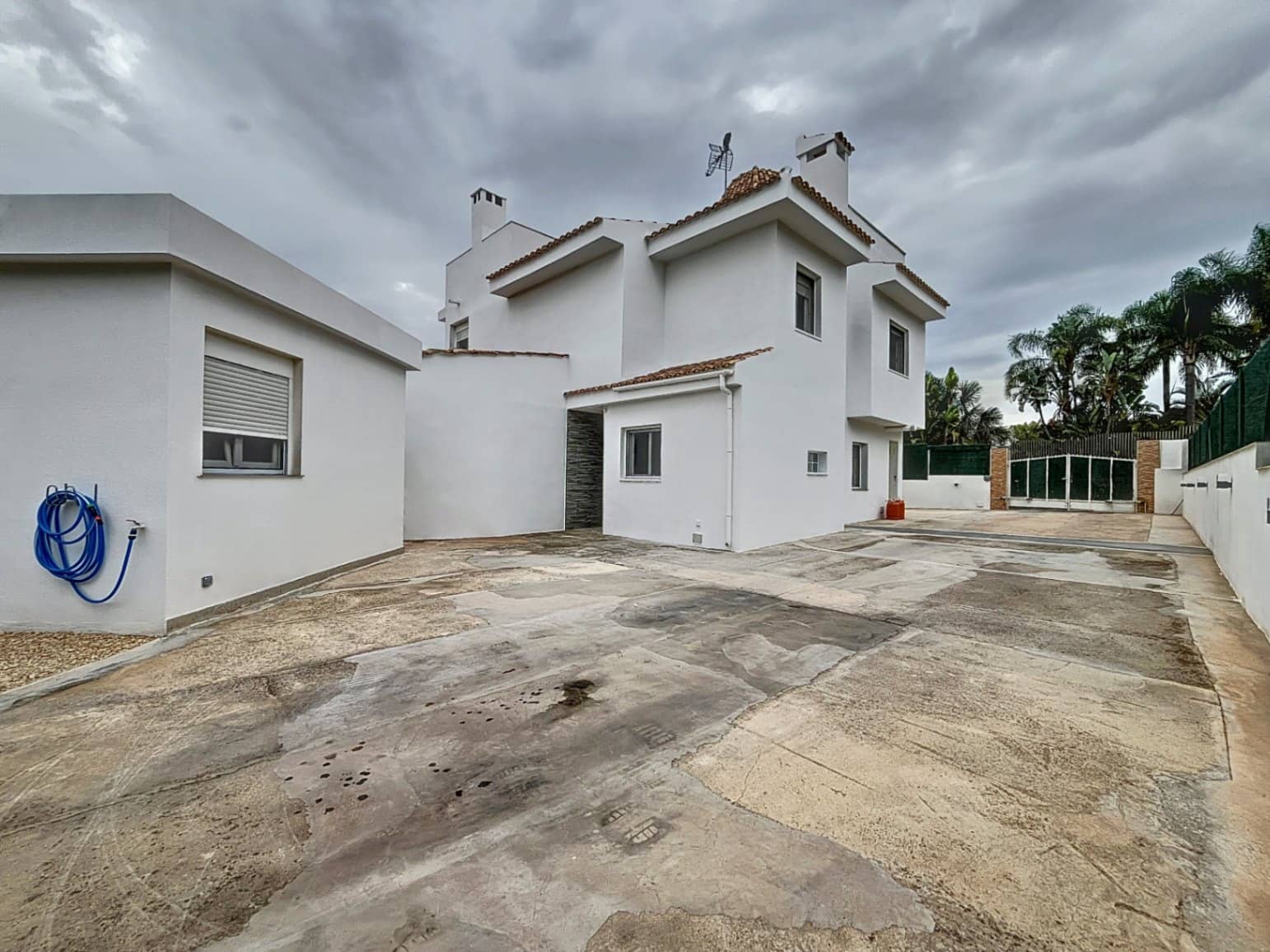 4 soveværelse Villa til salg i La Nucia med garage - € 580.000 (Ref: 6566690)