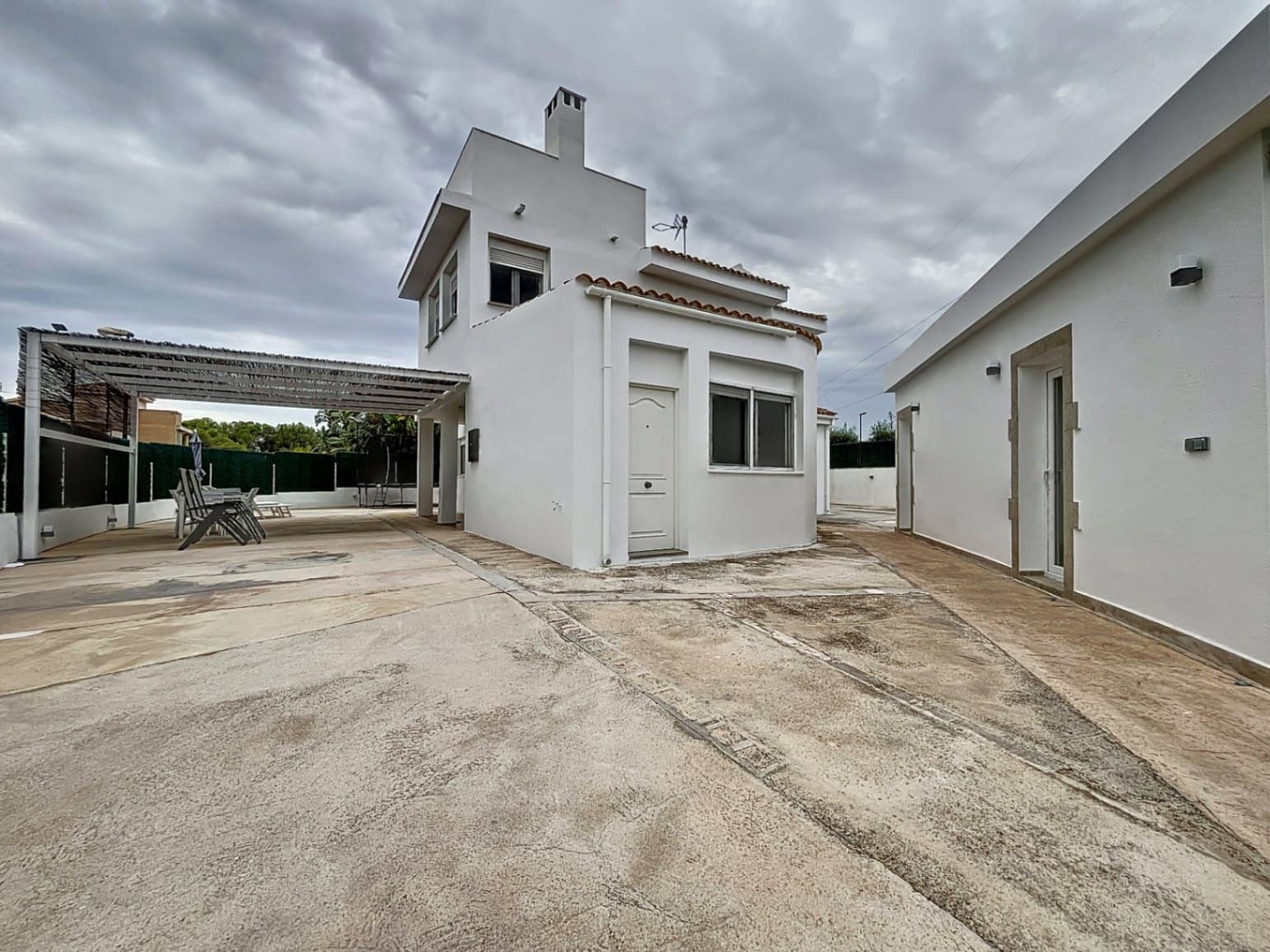 4 soveværelse Villa til salg i La Nucia med garage - € 580.000 (Ref: 6566690)