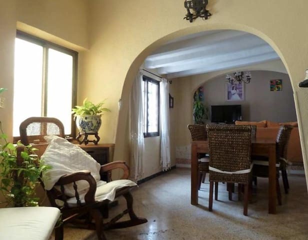 3 Zimmer Villa zu verkaufen in Albir, Alfaz del Pi / L'Alfàs del Pi - 495.000 € (Ref: 6566703)