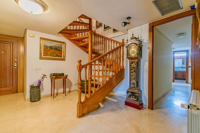 5 soverom Leilighet til salgs i Playa Levante, Benidorm med svømmebasseng garasje - € 795 000 (Ref: 6566725)