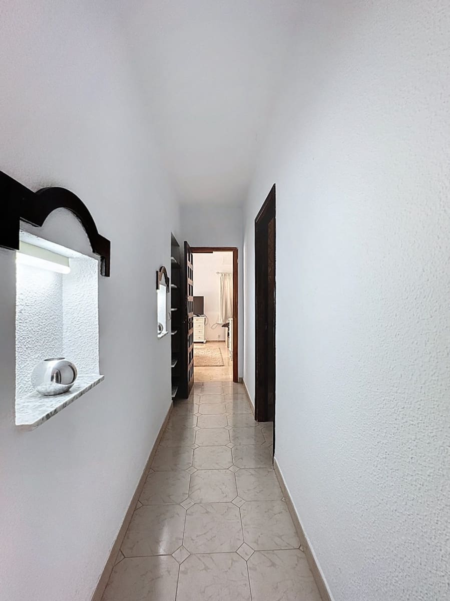 3 soverom Villa til leie i Alfaz del Pi / L'Alfas del Pi med svømmebasseng garasje - € 3 500 (Ref: 6566726)