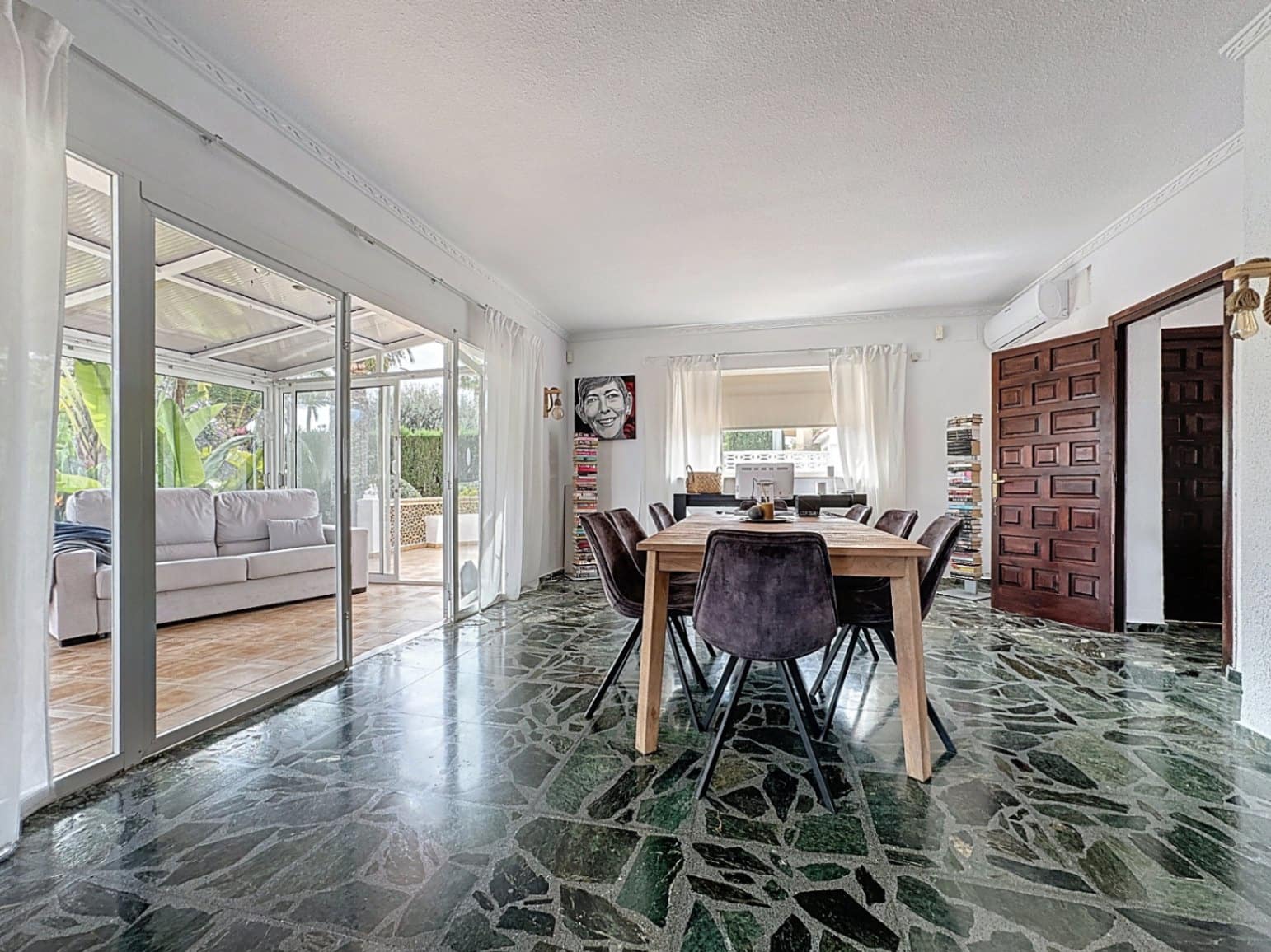 3 soverom Villa til leie i Alfaz del Pi / L'Alfas del Pi med svømmebasseng garasje - € 3 500 (Ref: 6566726)