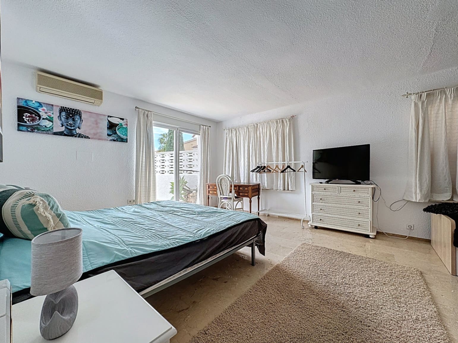 3 soverom Villa til leie i Alfaz del Pi / L'Alfas del Pi med svømmebasseng garasje - € 3 500 (Ref: 6566726)