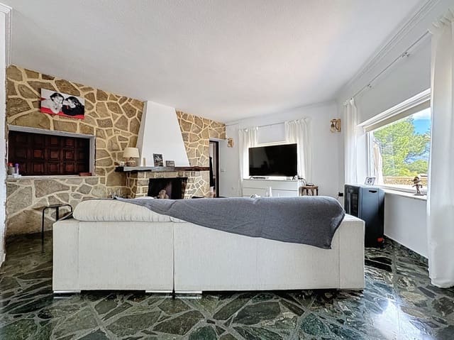 3 slaapkamer Villa te huur in Pueblo - Urbanizaciones, Alfaz del Pi / L'Alfàs del Pi met zwembad garage - € 3.500 (Ref: 6566726)