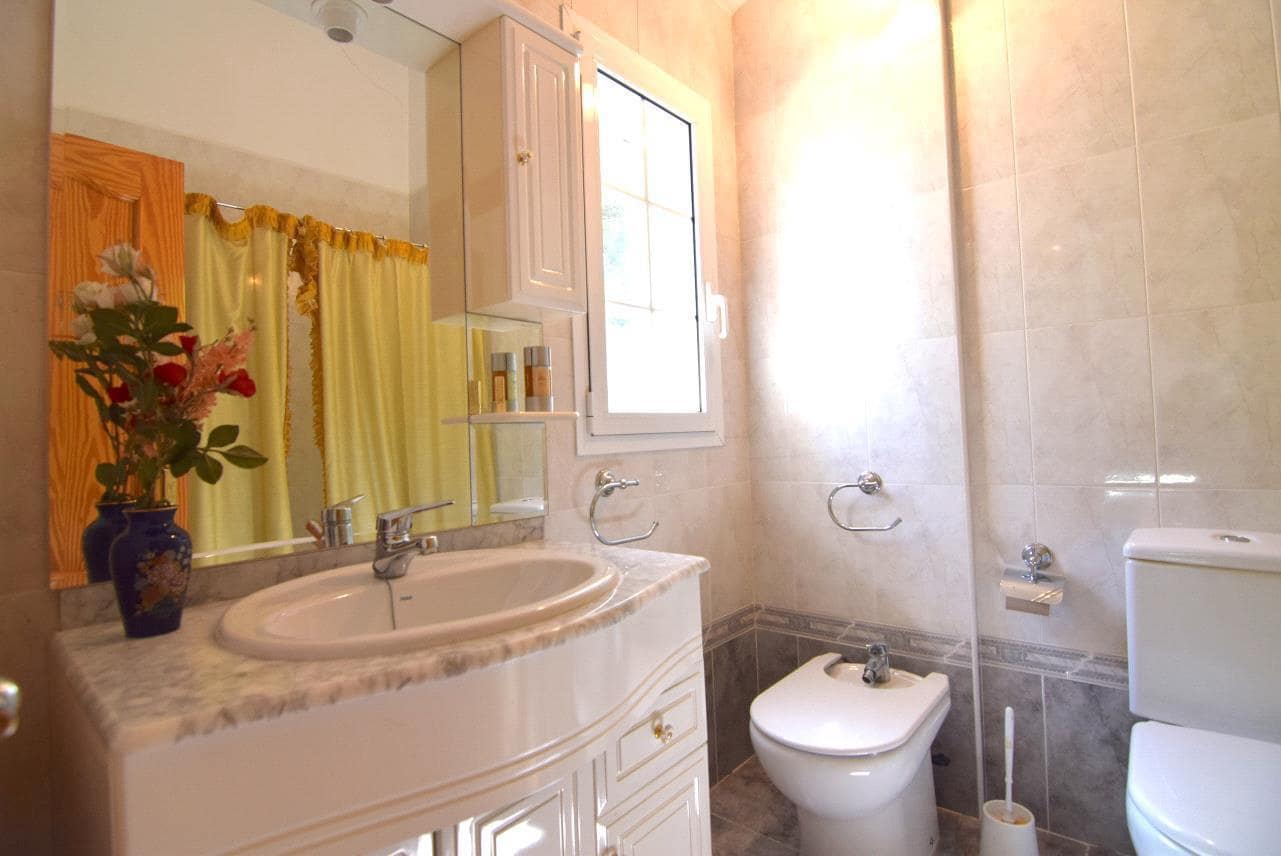 3 soveværelse Bungalow til salg i Albir med swimmingpool garage - € 525.000 (Ref: 6613100)