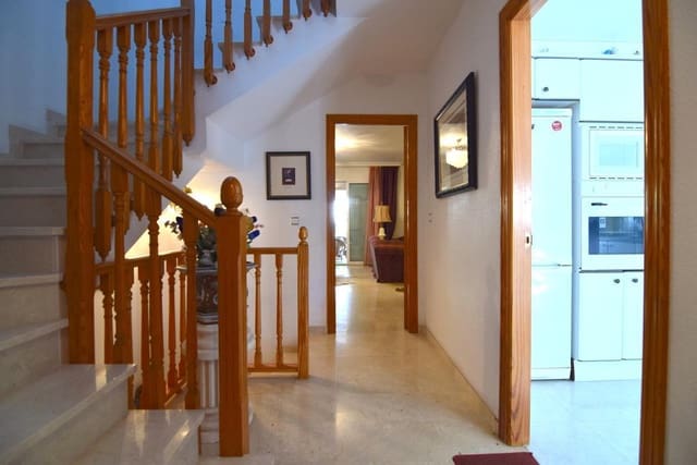 3 Zimmer Bungalow zu verkaufen in Albir, Alfaz del Pi / L'Alfàs del Pi mit Pool Garage - 525.000 € (Ref: 6613100)