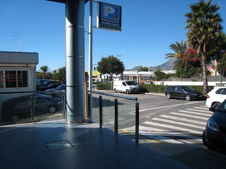 Kommersiell til salgs i Altea med garasje - € 305 000 (Ref: 6870903)