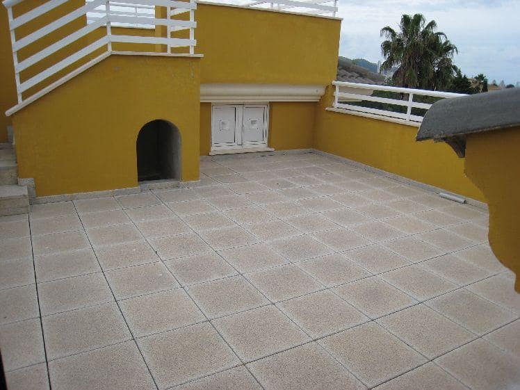 4 soveværelse Villa til salg i Alfaz del Pi / L'Alfas del Pi med swimmingpool garage - € 500.000 (Ref: 6870916)