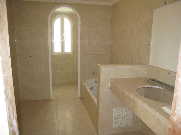 4 soveværelse Villa til salg i Alfaz del Pi / L'Alfas del Pi med swimmingpool garage - € 500.000 (Ref: 6870916)