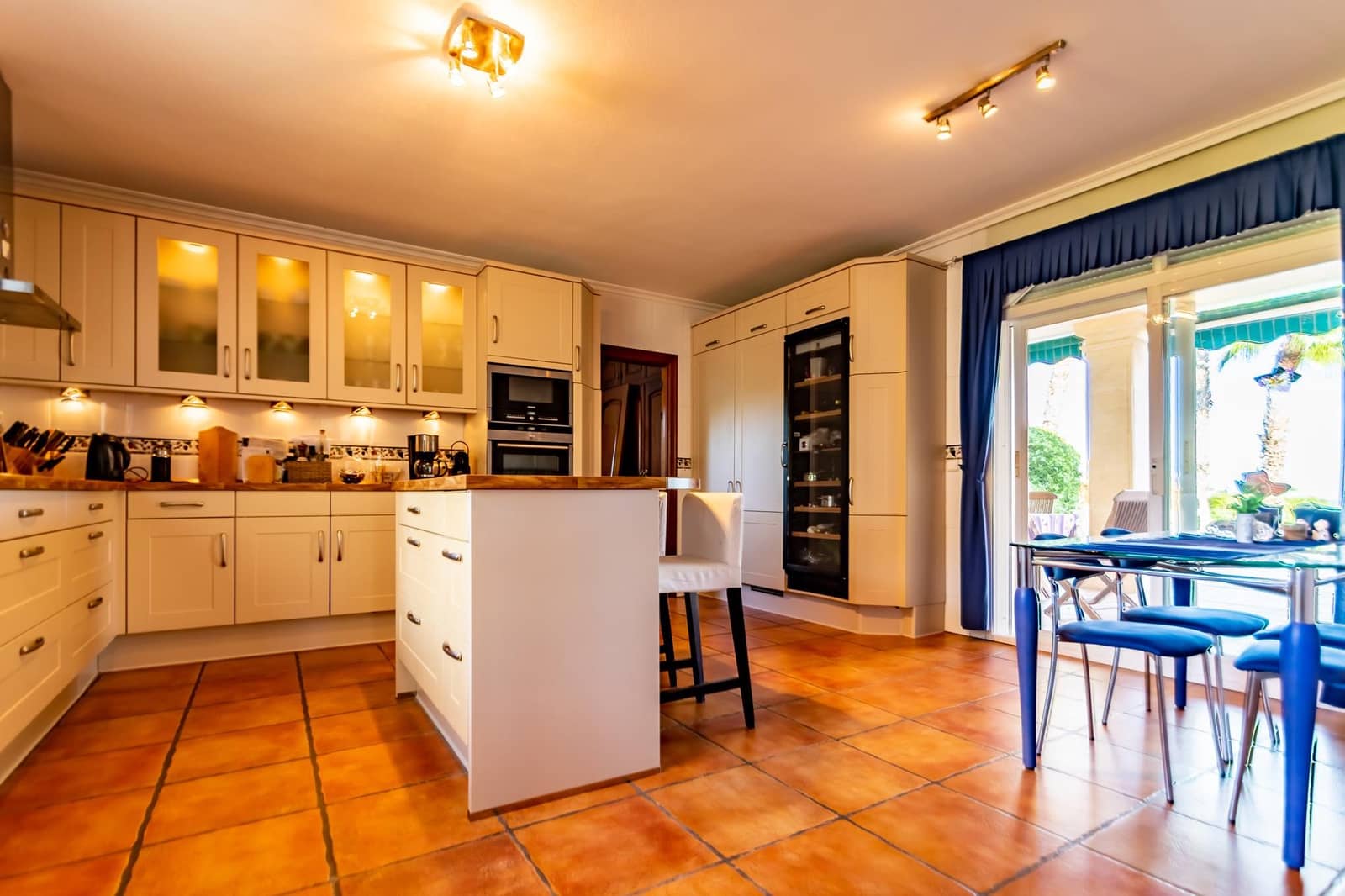 8 chambre Villa/Maison à vendre à Alfaz del Pi / L'Alfas del Pi avec piscine garage - 2 450 000 € (Ref: 6870918)