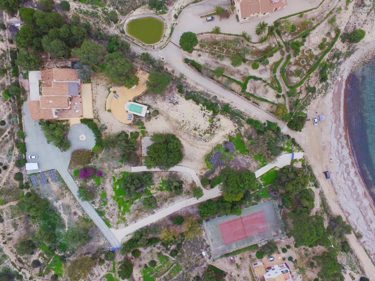 4 makuuhuone Huvila myytävänä paikassa La Villajoyosa / Vila Joiosa mukana uima-altaan 
autotalli - 4 000 000 € (Ref: 6870928)