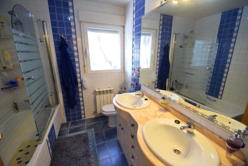 5 soverom Villa til salgs i Alfaz del Pi / L'Alfas del Pi med svømmebasseng garasje - € 700 000 (Ref: 6871010)