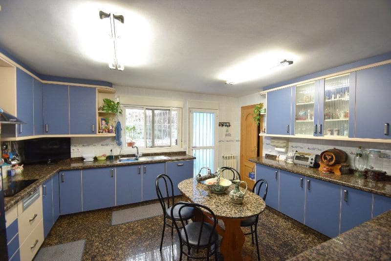 5 soverom Villa til salgs i Alfaz del Pi / L'Alfas del Pi med svømmebasseng garasje - € 700 000 (Ref: 6871010)