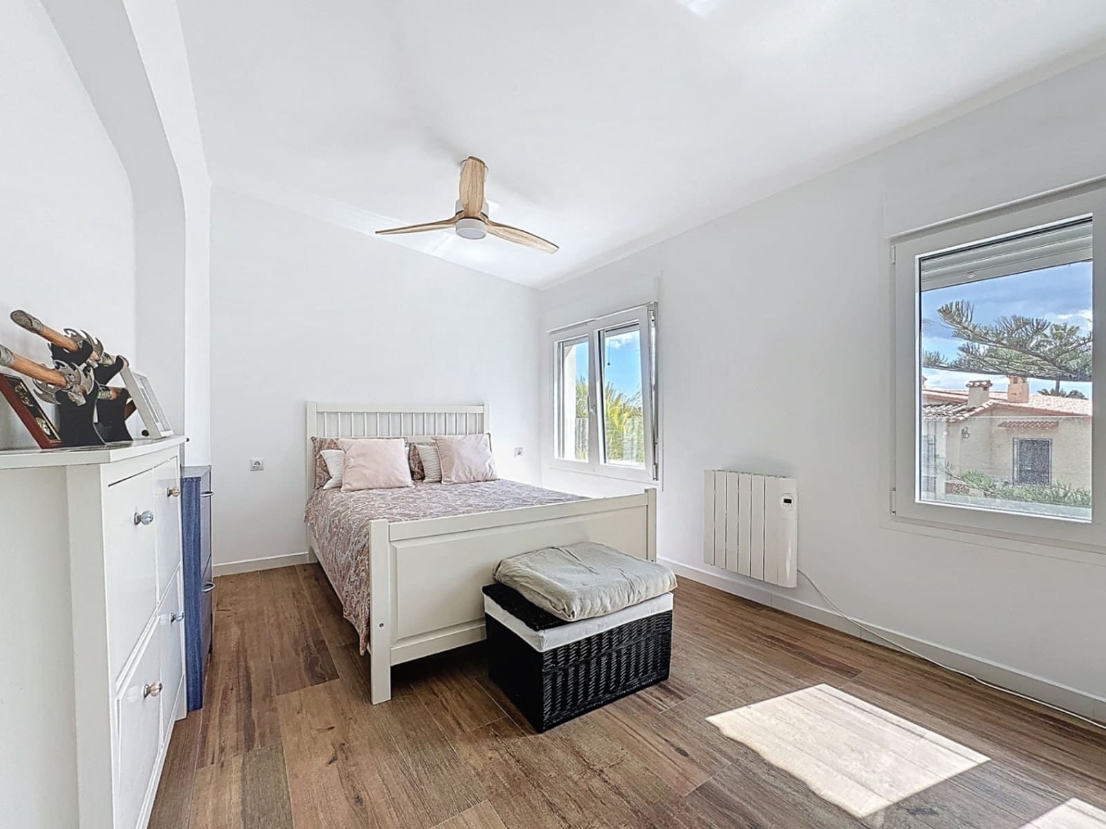 4 soveværelse Villa til salg i La Torre med swimmingpool garage - € 445.000 (Ref: 6871050)