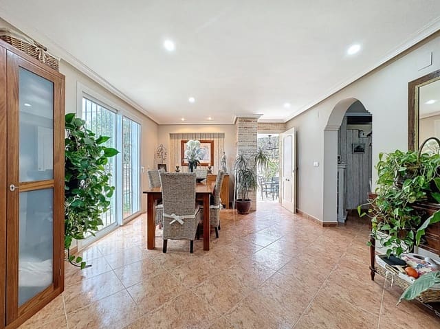 4 bedroom Villa for sale in La Torre, La Nucia with pool garage - € 445,000 (Ref: 6871050)