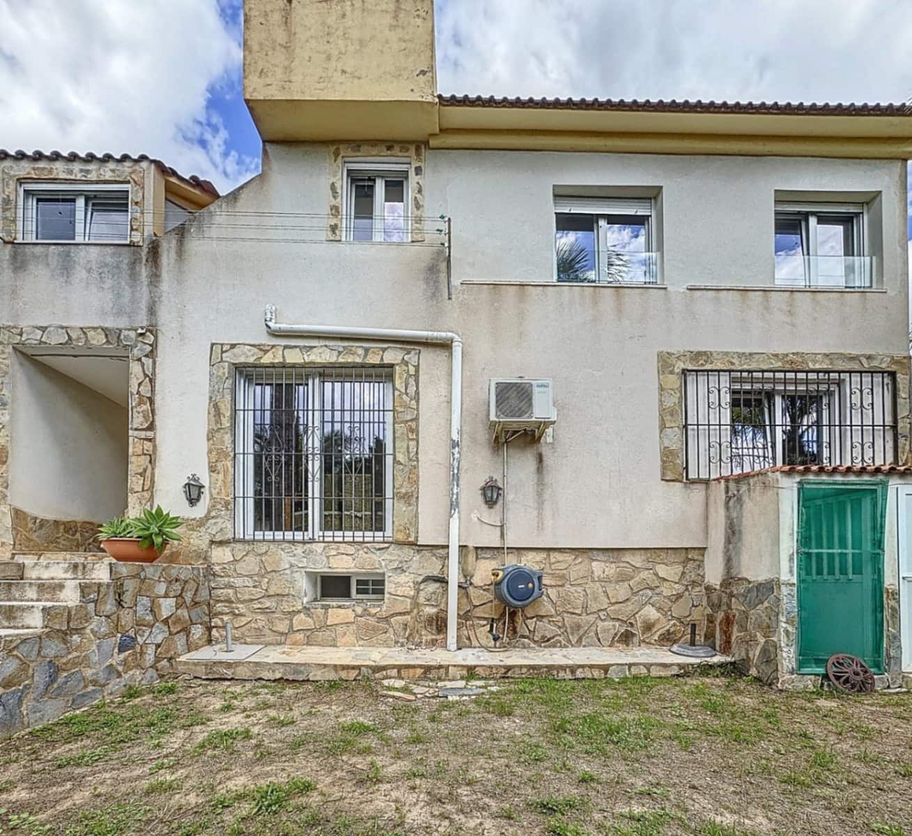 4 soveværelse Villa til salg i La Torre med swimmingpool garage - € 445.000 (Ref: 6871050)