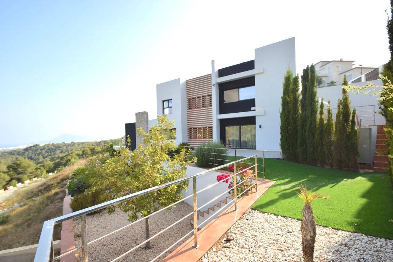 4 soverom Villa til salgs i Altea la Vella med svømmebasseng garasje - € 2 200 000 (Ref: 6871064)