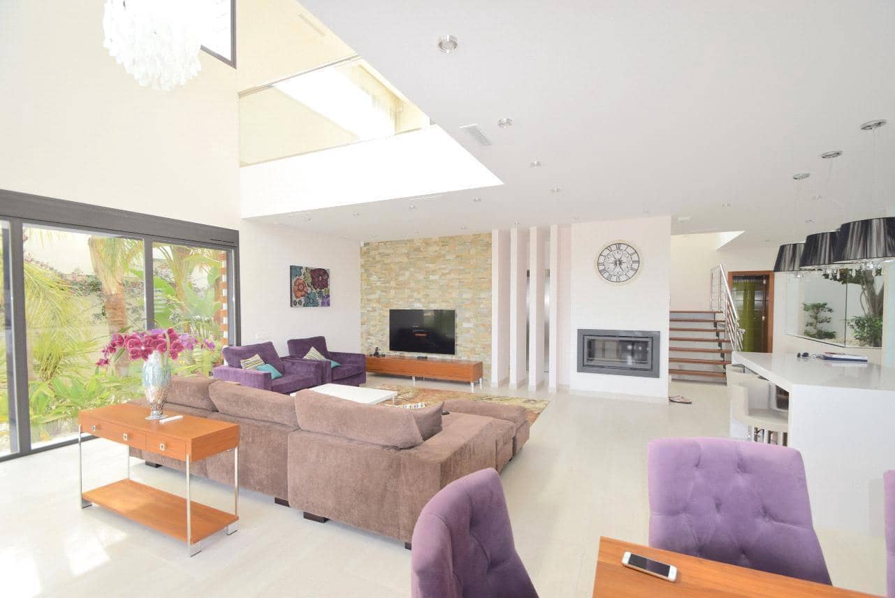 4 soverom Villa til salgs i Altea la Vella med svømmebasseng garasje - € 2 200 000 (Ref: 6871064)