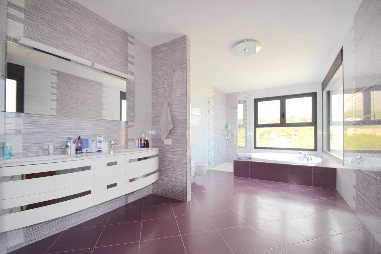 4 soverom Villa til salgs i Altea la Vella med svømmebasseng garasje - € 2 200 000 (Ref: 6871064)