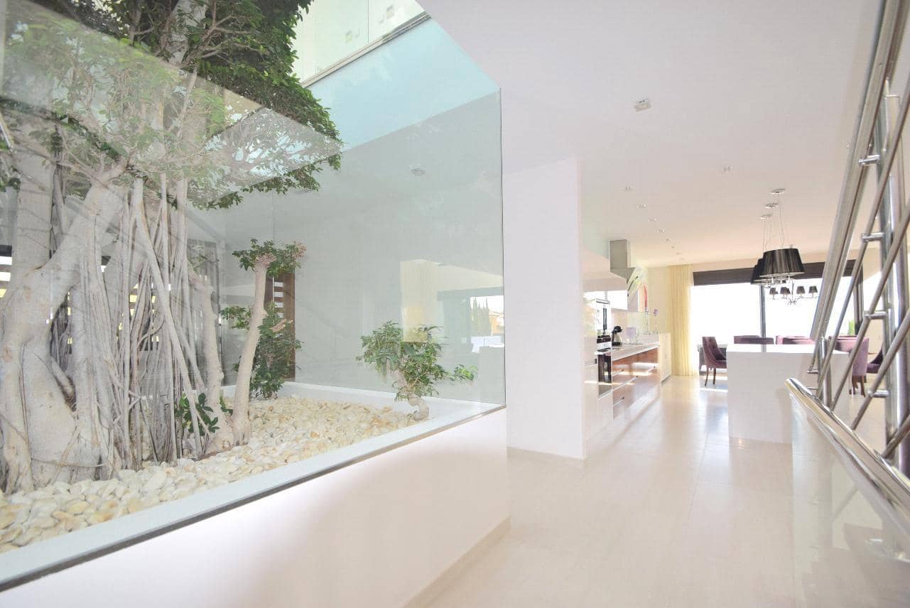 4 soverom Villa til salgs i Altea la Vella med svømmebasseng garasje - € 2 200 000 (Ref: 6871064)