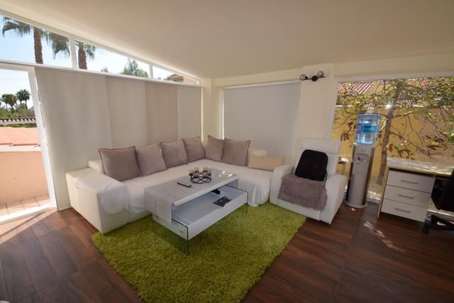 Chalet de 3 habitaciones en Pueblo - Urbanizaciones, Alfaz del Pi / L'Alfàs del Pi en venta con piscina garaje - 495.000 € (Ref: 6871068)