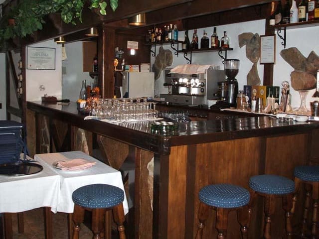 1 soverom Kommersiell til salgs i Albir, Alfaz del Pi / L'Alfàs del Pi med garasje - € 947 368 (Ref: 6871084)