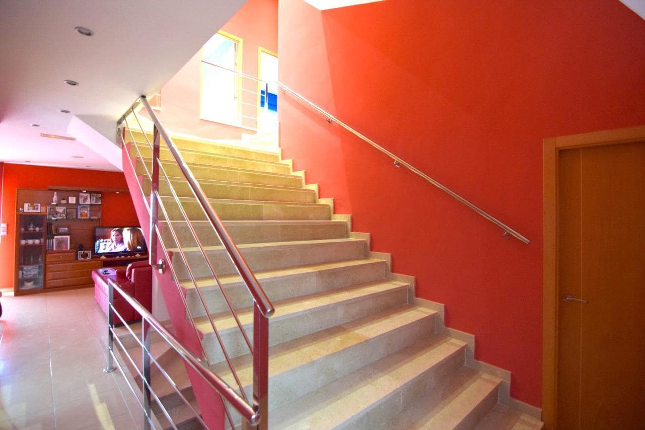 7 soveværelse Villa til salg i Finestrat med swimmingpool garage - € 695.000 (Ref: 6871110)