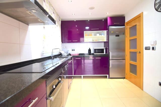 7 soveværelse Villa til salg i Finestrat Pueblo, Finestrat med swimmingpool garage - € 695.000 (Ref: 6871110)