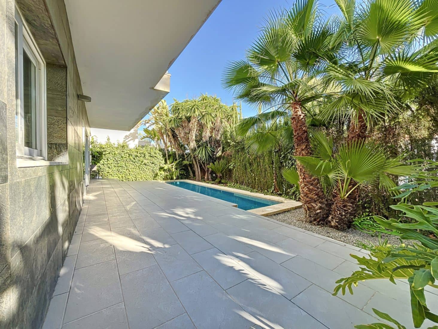 4 bedroom Villa for sale in Albir with pool garage - € 950,000 (Ref: 6871126)