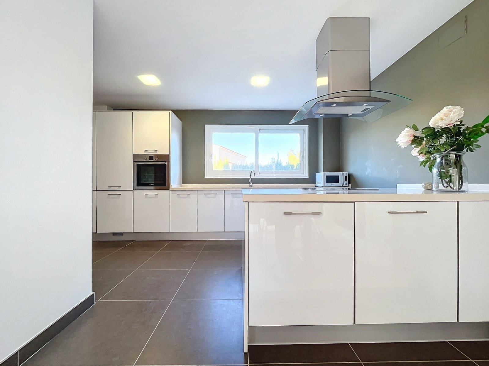 4 bedroom Villa for sale in Albir with pool garage - € 950,000 (Ref: 6871126)