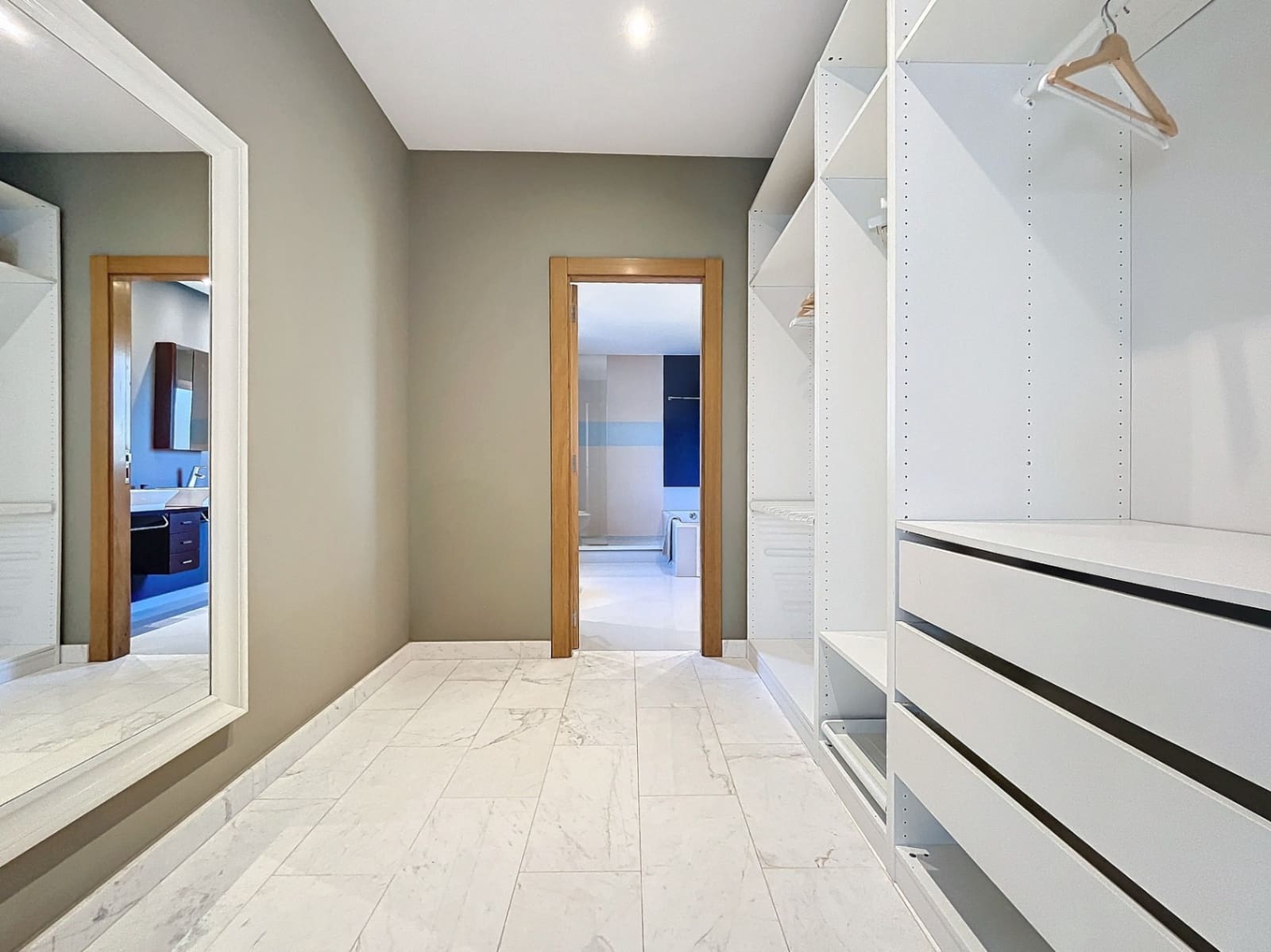 4 bedroom Villa for sale in Albir with pool garage - € 950,000 (Ref: 6871126)