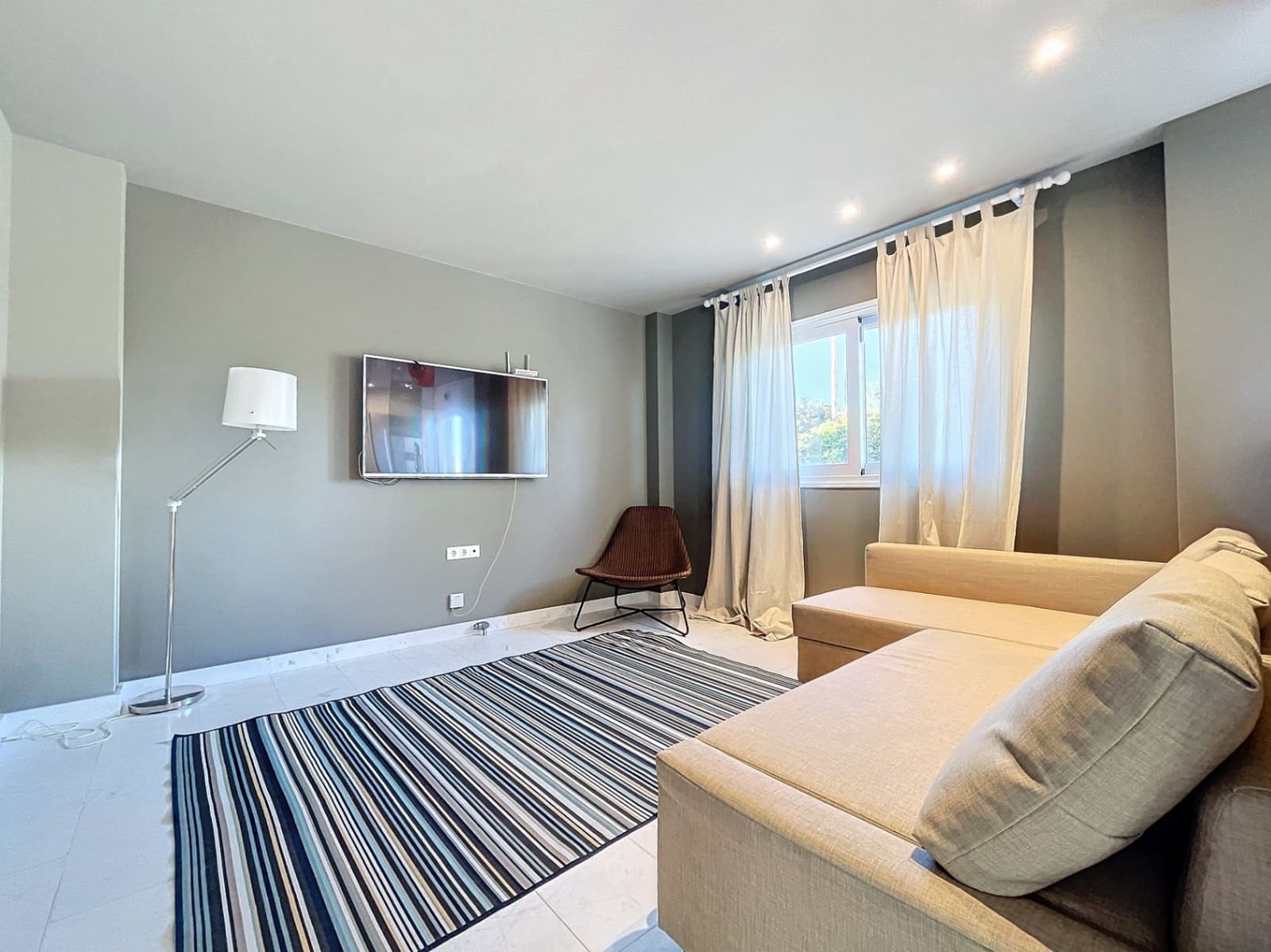 4 bedroom Villa for sale in Albir with pool garage - € 950,000 (Ref: 6871126)