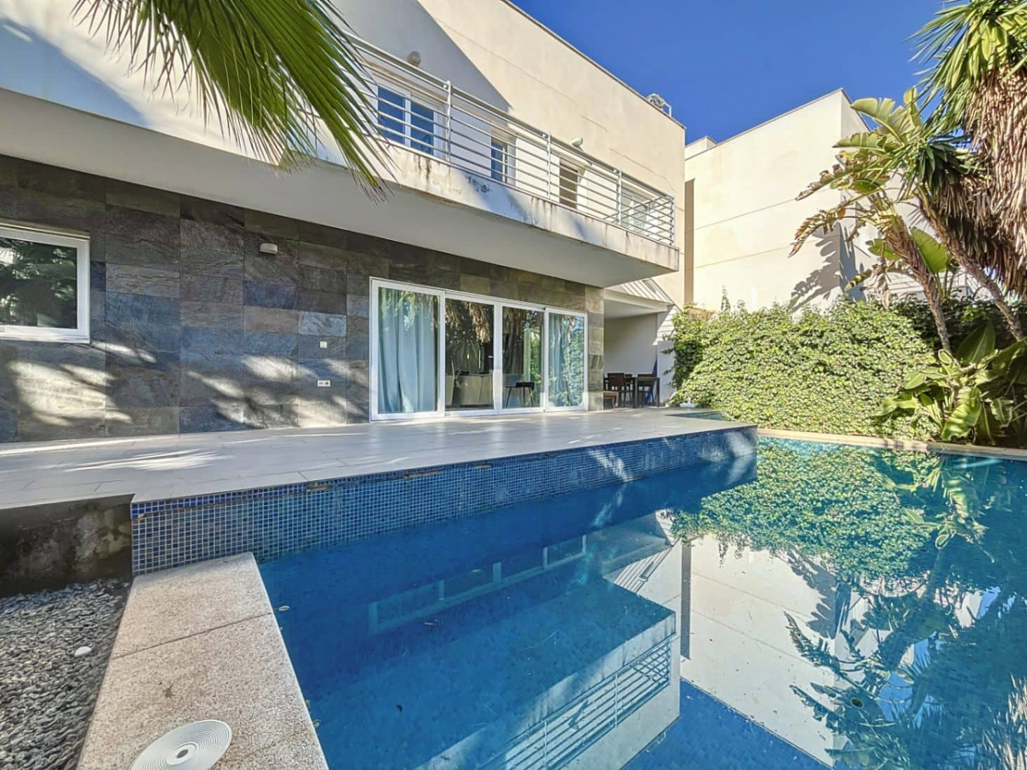 4 bedroom Villa for sale in Albir with pool garage - € 950,000 (Ref: 6871126)