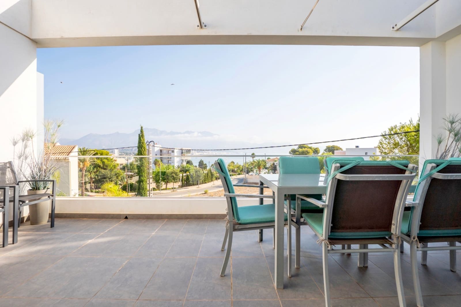 4 soverom Kjedet enebolig til salgs i Albir med svømmebasseng garasje - € 750 000 (Ref: 6871132)