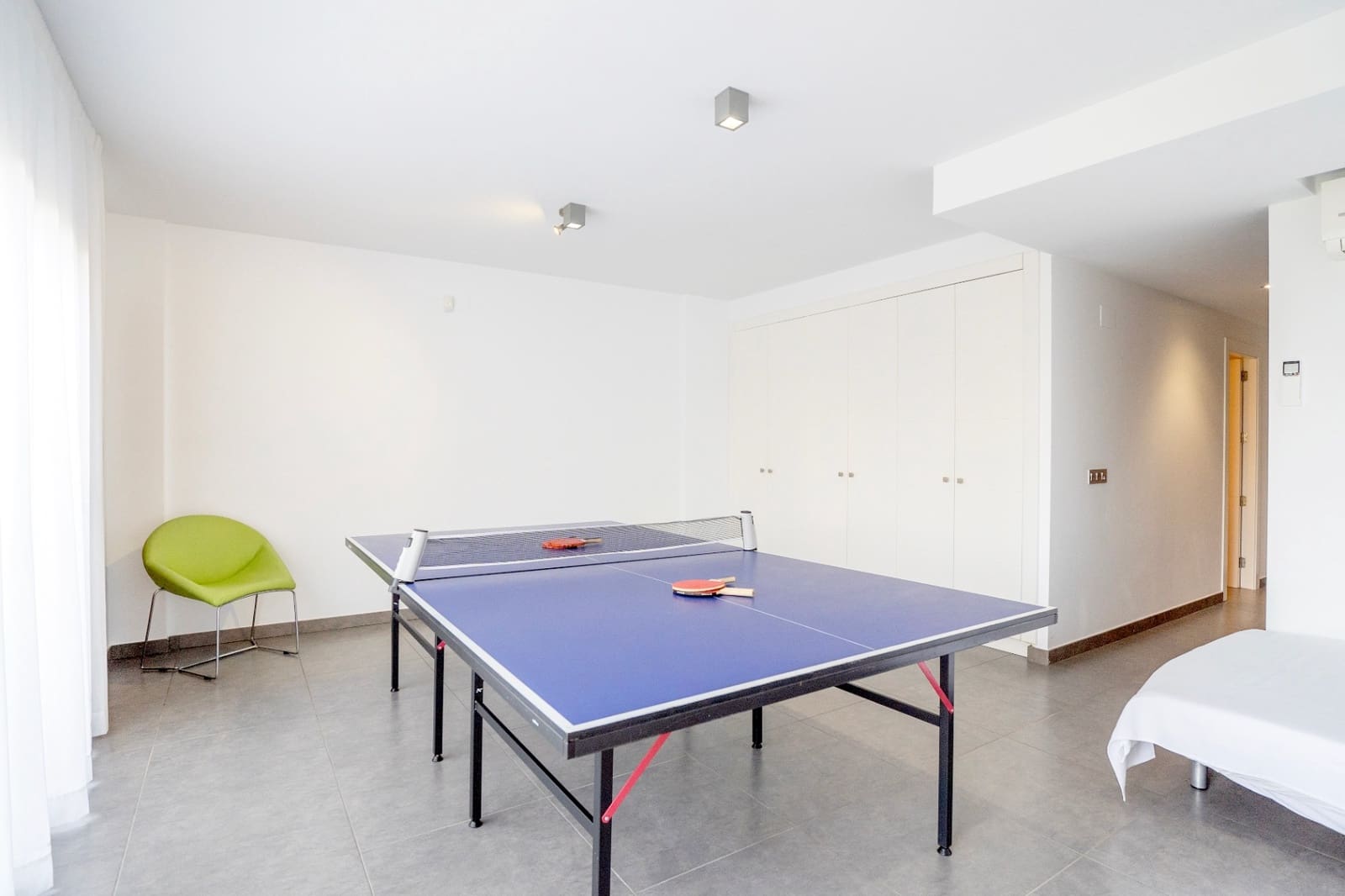 4 soverom Kjedet enebolig til salgs i Albir med svømmebasseng garasje - € 750 000 (Ref: 6871132)