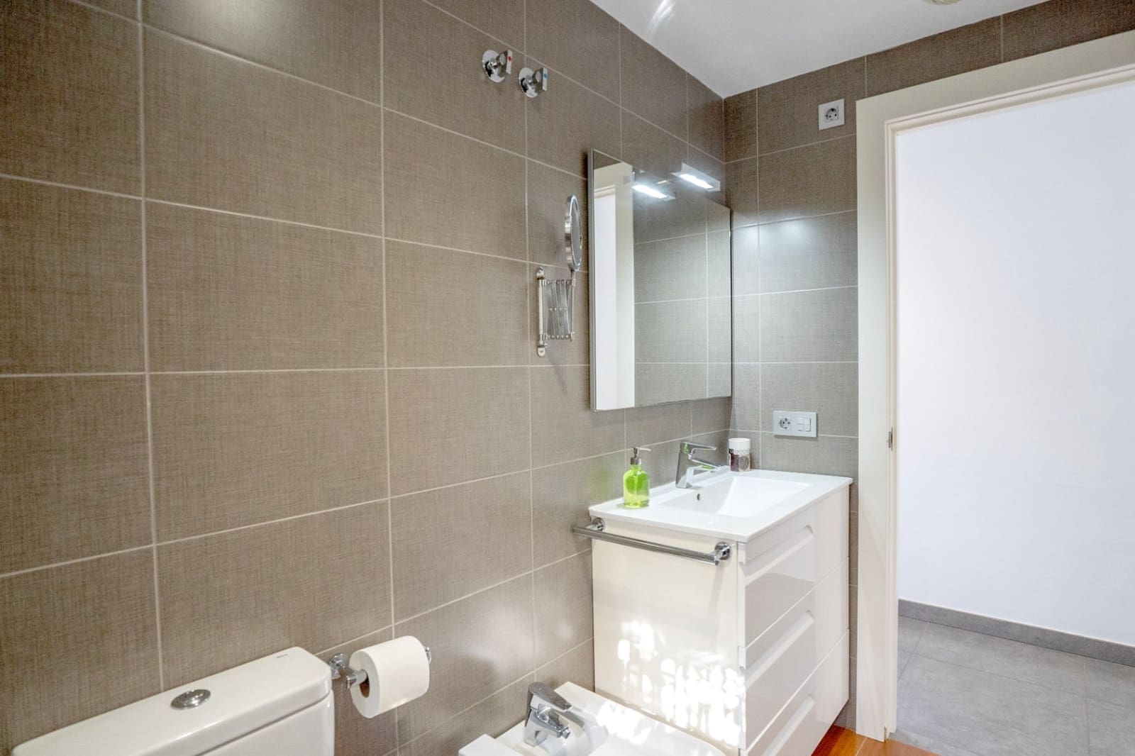 4 soverom Kjedet enebolig til salgs i Albir med svømmebasseng garasje - € 750 000 (Ref: 6871132)